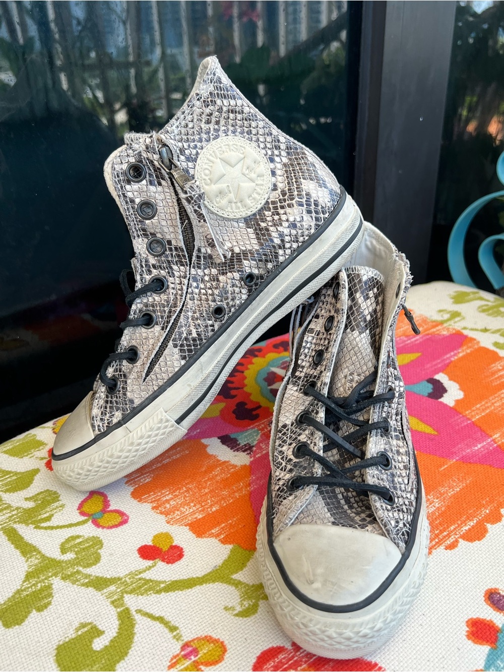 John Varvatos Converse Snakeskin Mid Top Converse 4.5/6.5 - NWOT